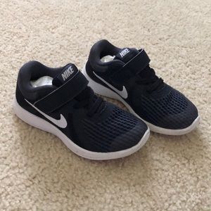 Nike Sneakers Boys Size 10C